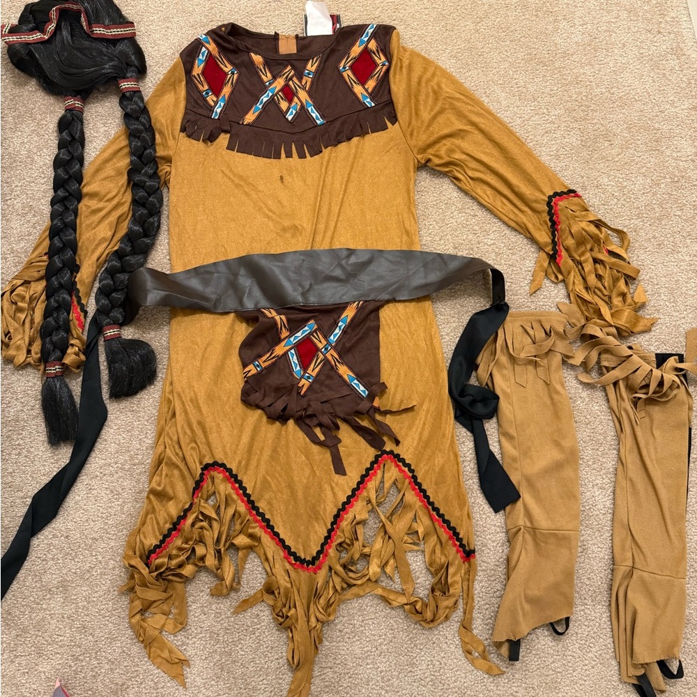 Womens Sacagawea costume. Size small.
